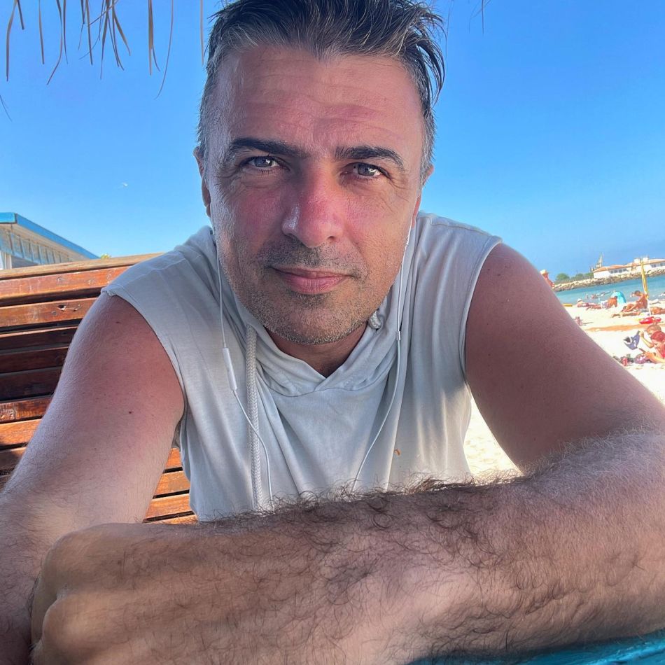 Cornel Ilie nu le-a spus copiilor săi că a divorțat de mama lor: o să fie mai ușor de înțeles pentru ei...