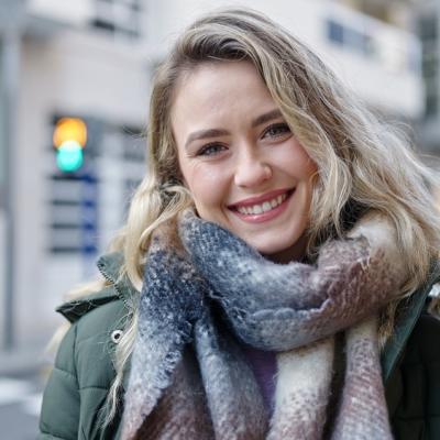 Cum să îți îngrijești pielea în sezonul rece: ghid complet și simplu de skincare de iarnă