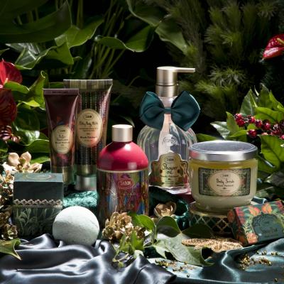 Experimentează natura cu noua colecție  de iarnă de la Sabon, Holiday Splendors
