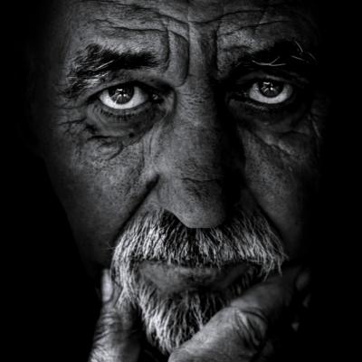 40 de lecții de viață de la oameni care au trecut pragul de 100 de ani