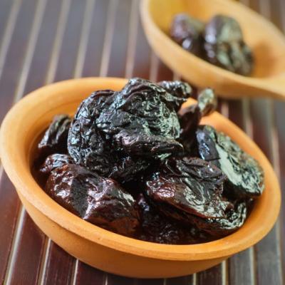 Cea mai eficienta cura: Dieta cu prune uscate! Slabesti cat vezi cu ochii
