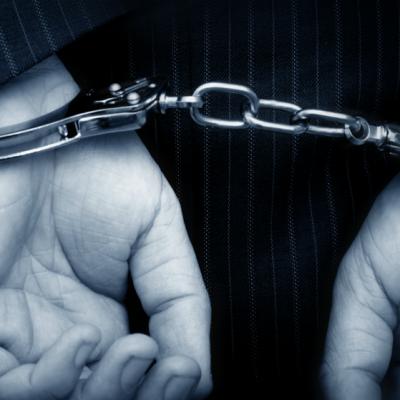 O fata de 16 ani rapita de un violator a fost salvata de FACEBOOK