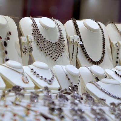 Bijuterii cu figuri geometrice