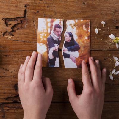 Din agenda Lorenei: 5 lucruri pe care să NU le faci după ce ai ieșit dintr-o relație