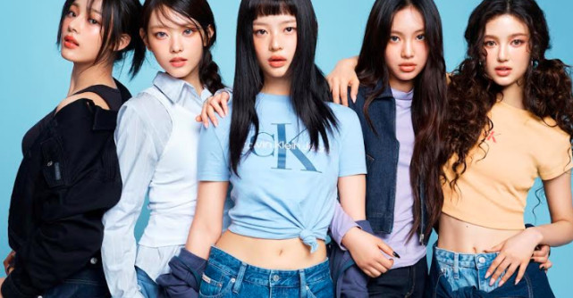 Calvin Klein lansează campania Toamna 2024 cu NewJeans