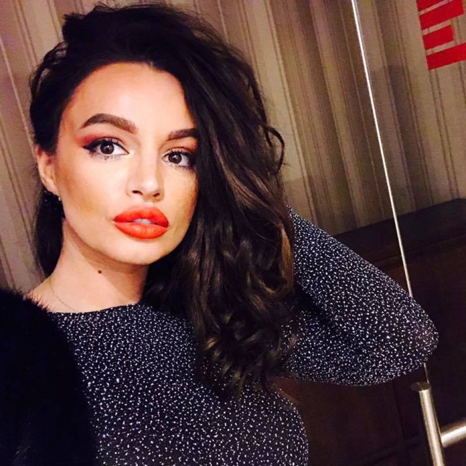 Claudia Iosif se reinventează după despărțirea de Dorian Popa! Babs a mers din nou în cabinetul medicului estetician