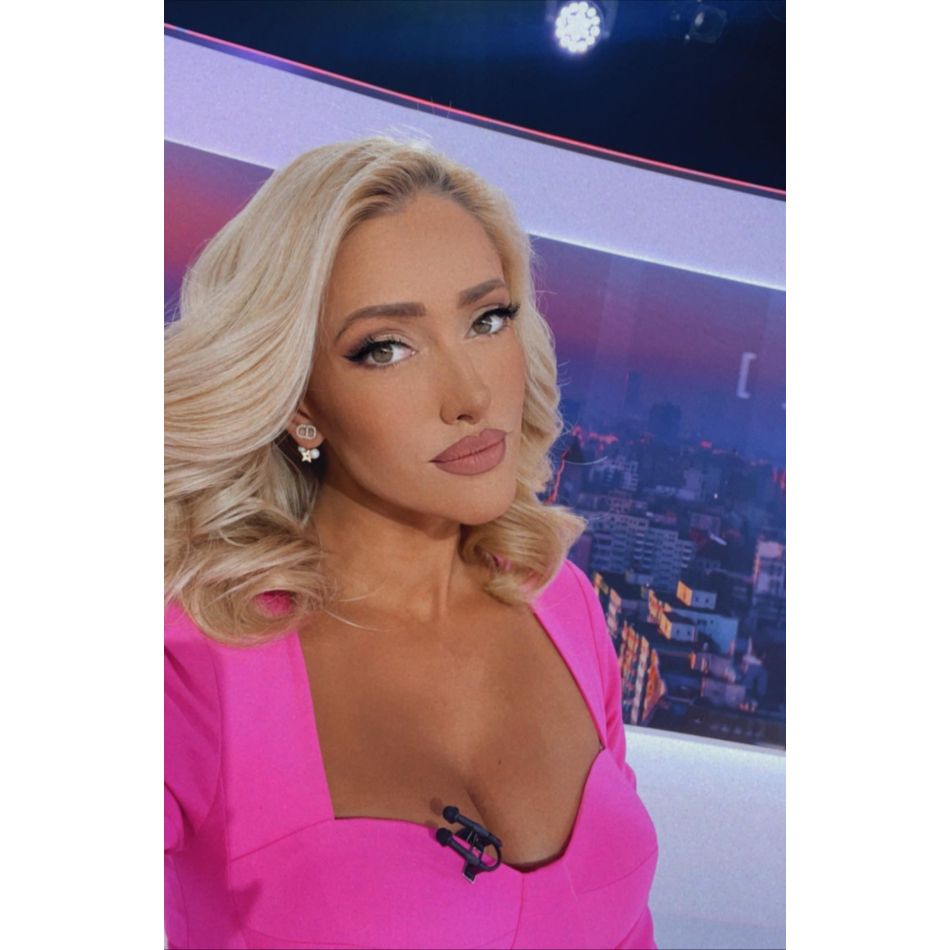 Iuliana Pepene, cea mai sexy prezentatoare de știri: Niciun bărbat nu face pasiuni pentru femei cumsecade