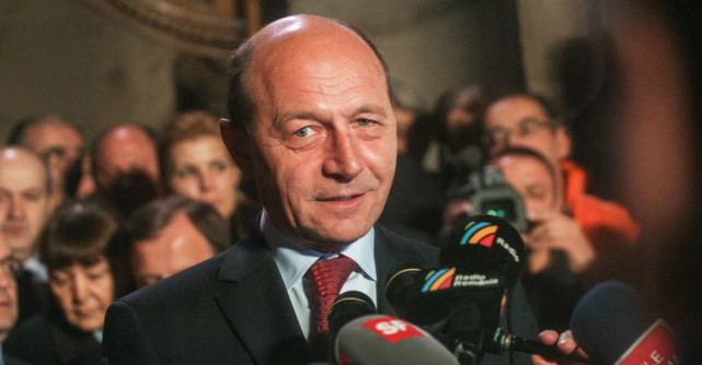 Decizie CCR: Traian Băsescu își va recăpăta privilegiile anulate precum vila de protocol și protecția SPP