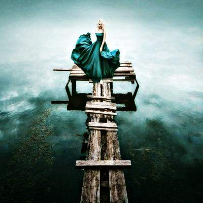 Interpretarea viselor: Ce simbolizeaza APA in visele tale si ce mesaje iti trimite subconstientul