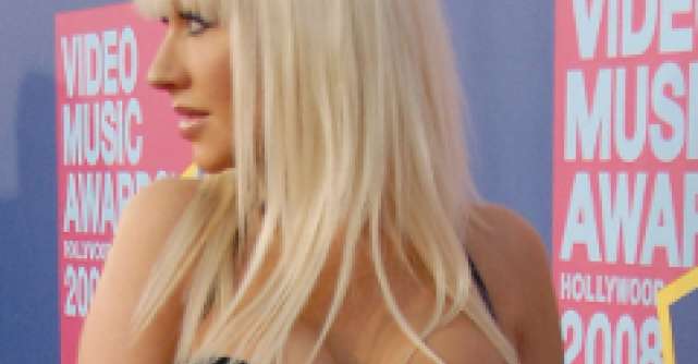 Christina Aguilera a fost arestata
