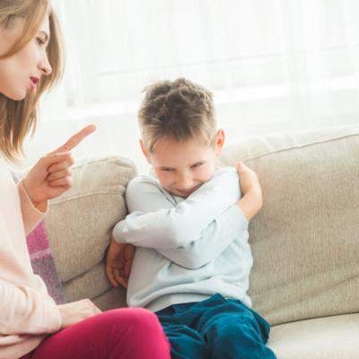 De ce NU este bine să pedepsim copiii? Ce spun specialiștii