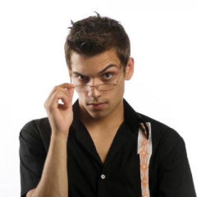 Vampirul narcisist: Iubind un barbat care nu poate iubi decat iubindu-se