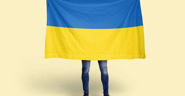 Tânără din Ucraina pune pe TikTok urmările războiului 