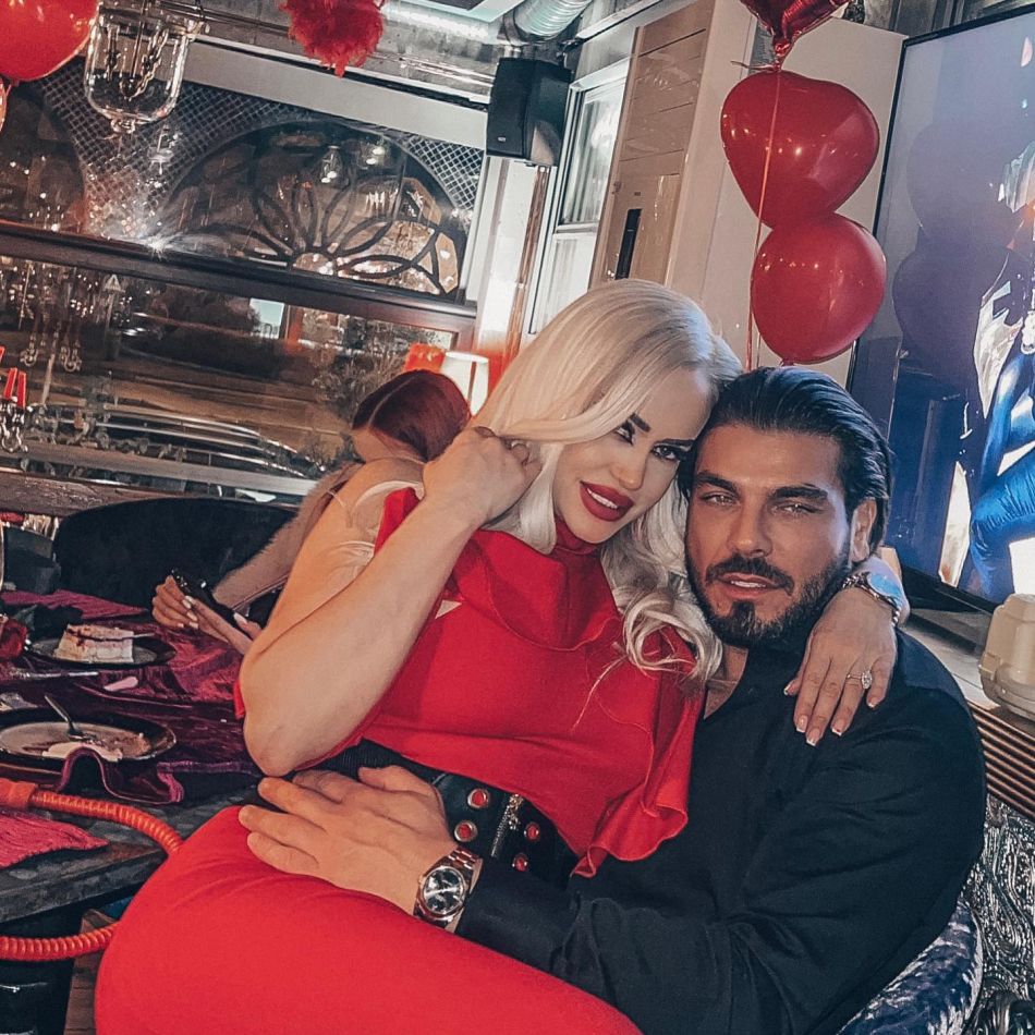 Anda Adam se pregătește de nuntă! Artista va avea 500 de invitați, iar nașii aleși sunt o mare surpriză!