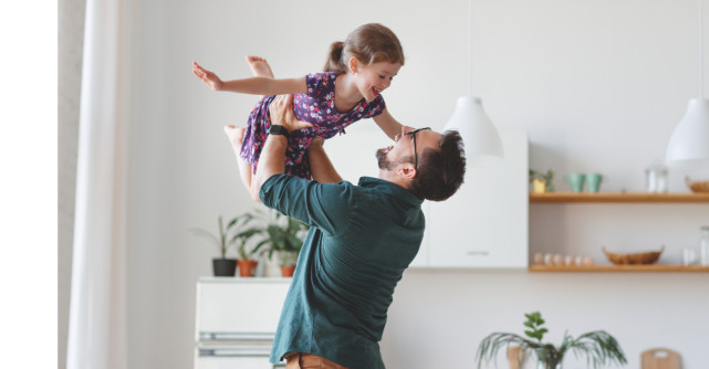 Oana Calnegru, psihoterapeut: Programul Parenting Master Class este un pilon educativ de transformare a relaţiei părinte-copil