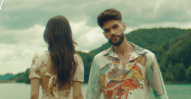 Edward Sanda lansează 'Vacanță în inima ta'