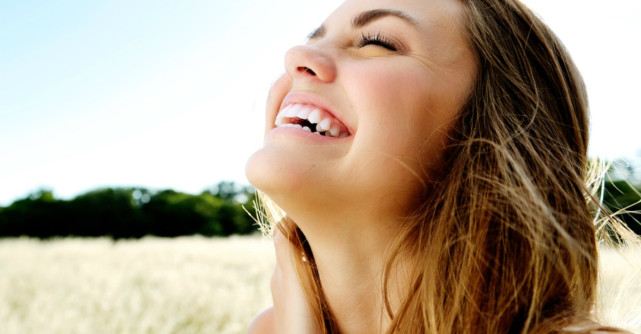 Cum sa te simti bine cu tine: 8 sfaturi de la celebritati