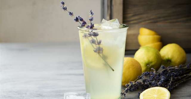 Cum să prepari cea mai răcoroasă limonadă pentru zilele călduroase