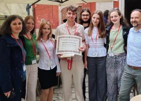 Un elev român a impresionat Europa la Olimpiada Internațională de Limba Latină. Performanța obținută în orașul lui Cicero