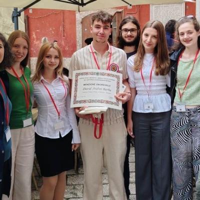 Un elev român a impresionat Europa la Olimpiada Internațională de Limba Latină. Performanța obținută în orașul lui Cicero 
