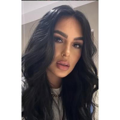 Momente de groază pentru Amelia Noir, ispita de la Insula Iubirii. Doi indivizi au încercat să între în apartamentul ei