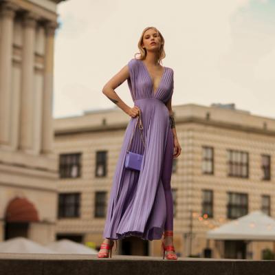 Sezonul nunților: 5 rochii de red carpet cu care să impresionezi audiența