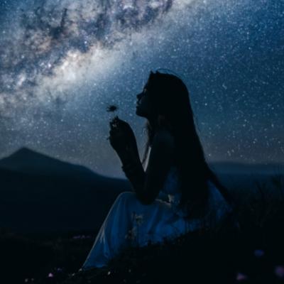 10 Porunci pentru o viata fericita. Meriti sa traiesti asa cum visezi