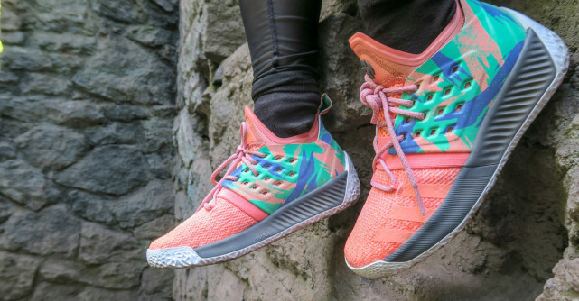 Care sunt cei mai buni adidași damă pentru alergare: Skechers sau Nike?