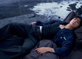 Calvin Klein dezvăluie un nou capitol dedicat denimului, cu Jung Kook de la BTS