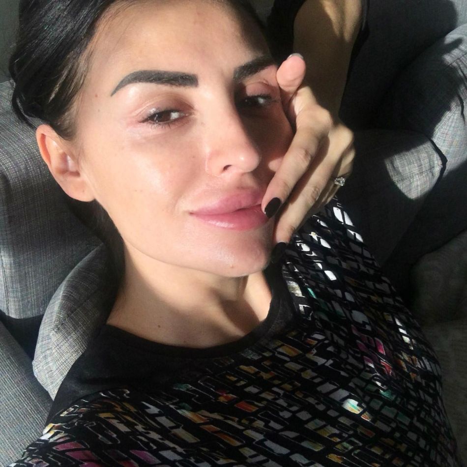 Roxana Blagu, suferința nesfârșită a unei mame respinse. Fiica sa, Oana, nu vrea să audă de ea: Nu pot să forțez inima ei...