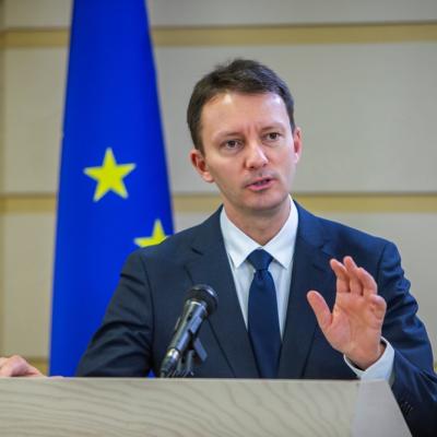  Siegfried Mureșan nu a obținut voturile pentru învestire. Guvernul propus de acesta a fost respins de Parlament