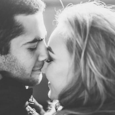 Asteapta barbatul care te iubeste pentru cine esti