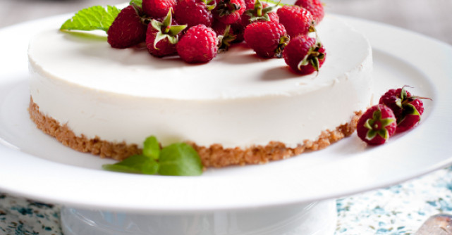 Desert de vara: cheesecake cu zmeura