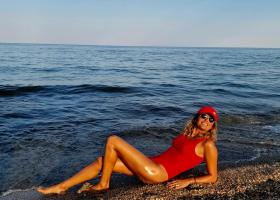 Imagini din vacanța de vis a Ancăi Țurcașiu cu iubitul tinerel. Actrița emană fericire după divorțul dureros