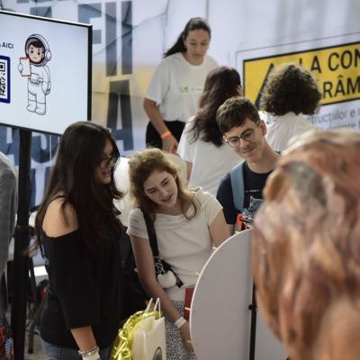 Arena Elevilor 2025 – două zile de emoție și inspirație cu 100 de speakeri și 3.000 de participanți