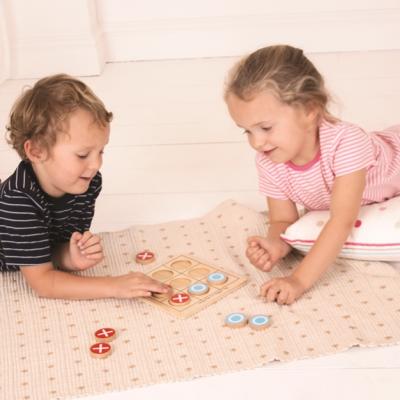 #JocuriImpreuna: Dezvolta imaginatia familiei tale in zilele lungi de iarna