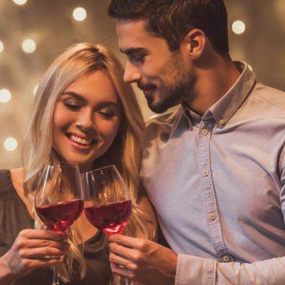 10 Idei pentru serile petrecute în cuplu: cultivă iubirea și încrederea