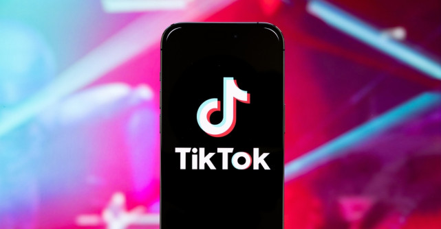 Cum te ajută TikTok să recunoști conținutul AI de pe platformă