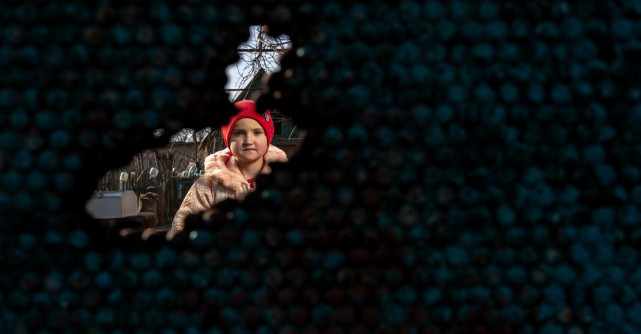 Numărul copiilor uciși sau răniți în Ucraina s-a triplat în ultimele trei luni