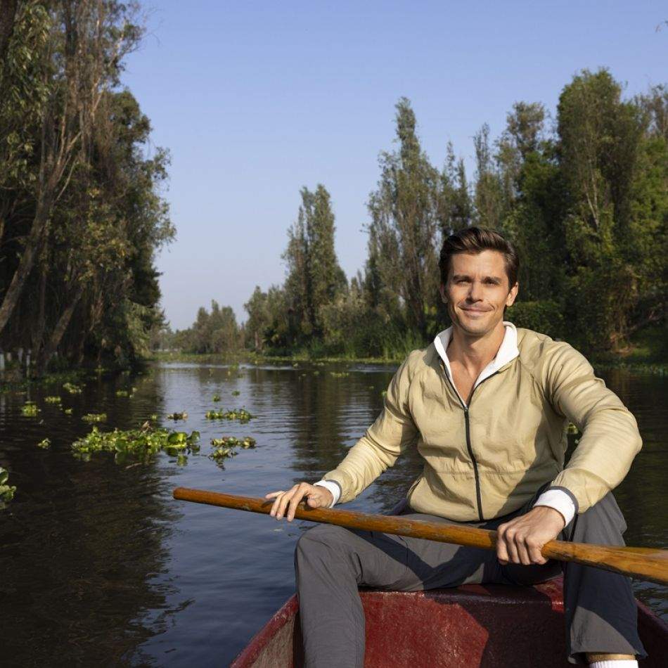 Antoni Porowski descoperă cele mai uimitoare destinații din lume într-o nouă serie National Geographi