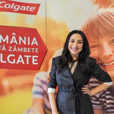 Colgate si Crucea Rosie ofera consultatii stomatologice gratuite pentru elevi din 20 de orase