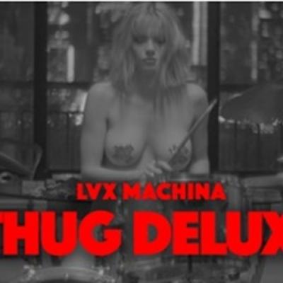 LVX Machina aduce în playlisturi THUG DELUXE