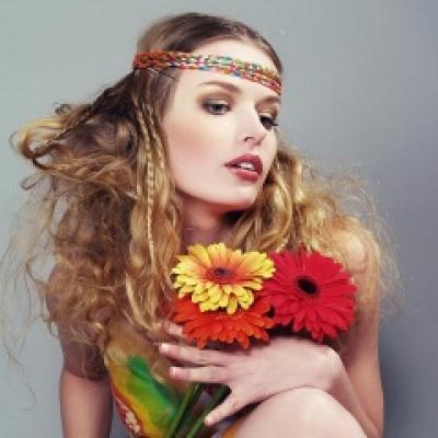 Moda inspirata de Alice in Tara Minunilor