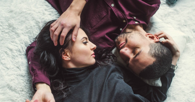 Cum iubesti o persoana cu depresie. Nu este datoria ta sa o vindeci!