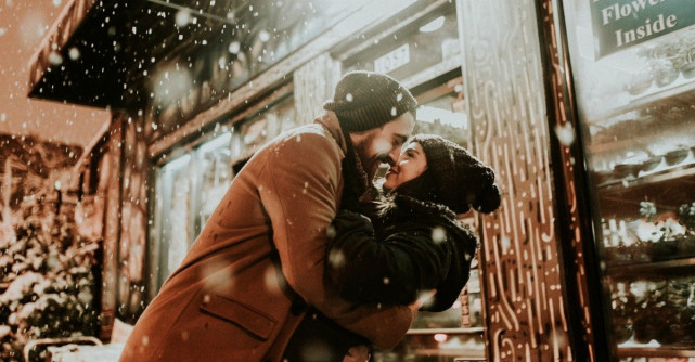 Te indragostesti repede? Fa aceste 6 lucruri la inceput de relatie