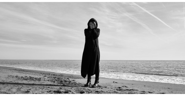 Dragă Alma, încă sufăr după o despărțire din trecut care m-a afectat mai mult decât credeam. Este normal?