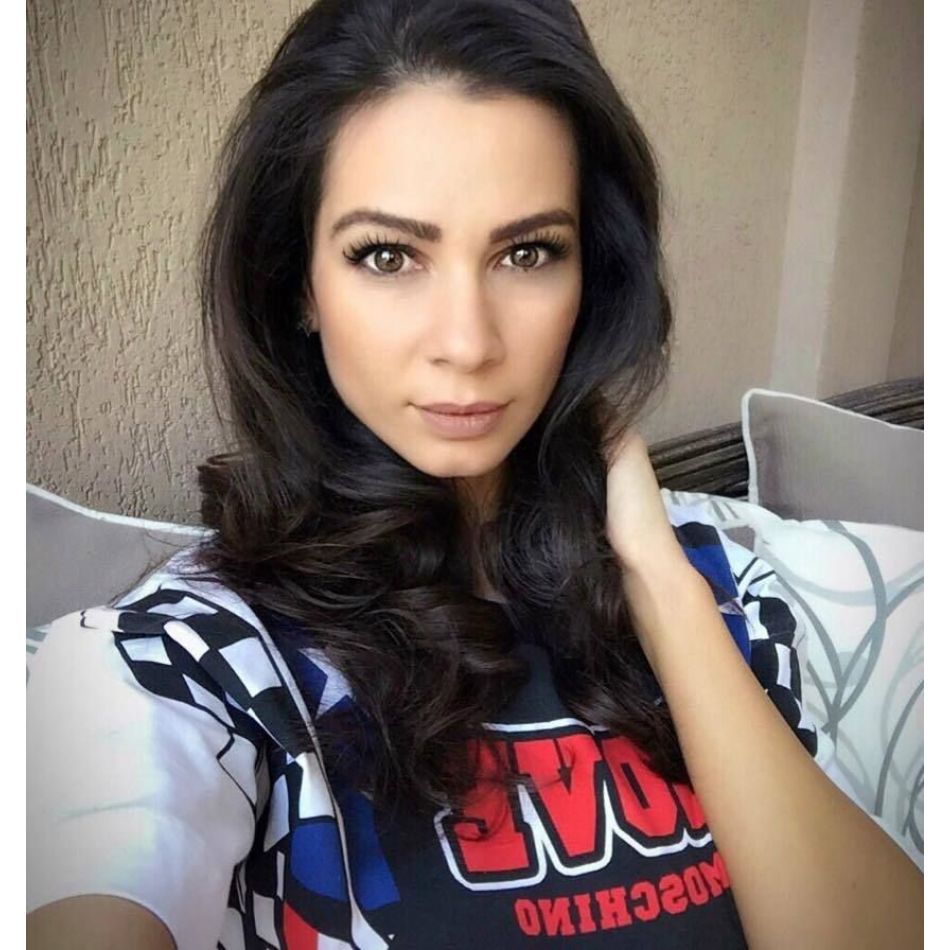 Iuliana Luciu a făcut atmosferă într-un club din Monaco! Ce meserie are acum vedeta? Visul ei s-a îndeplinit!