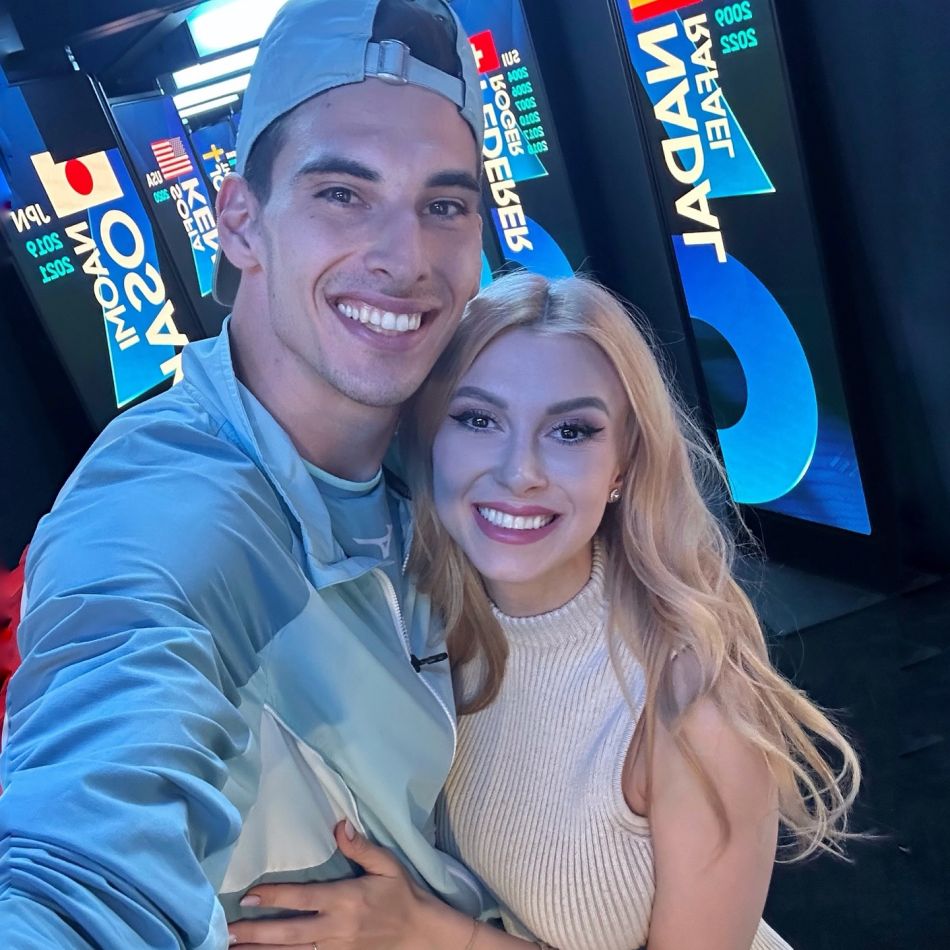 Andreea Bălan, concert de suflet la Ploiești: Orașul meu natal, am avut emoții mari. Ce a pățit artista în timpul concertului