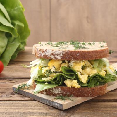 5 combinatii sanatoase si rapide pentru pranz, de luat la pachet cand te intorci la birou