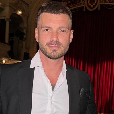 Bogdan Vlădău, fotografiat alături de o brunetă misterioasă! Fanii sunt uimiți: seamănă leit cu fosta lui soție